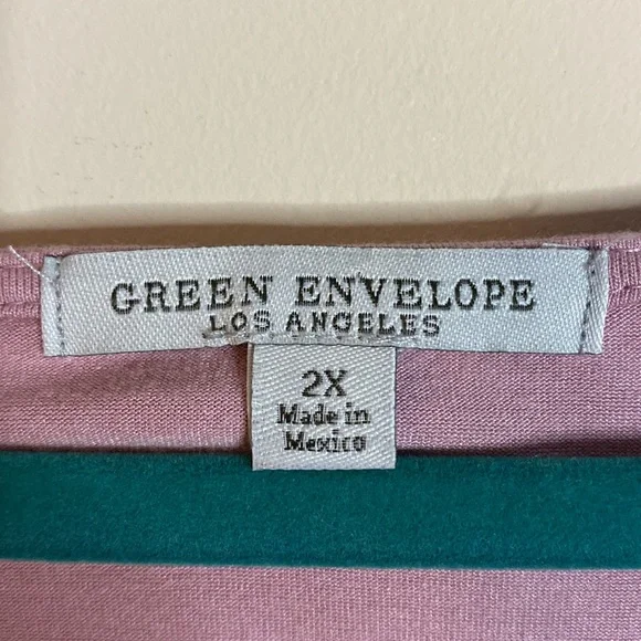 Green Envelope Top - Picture 3 of 5